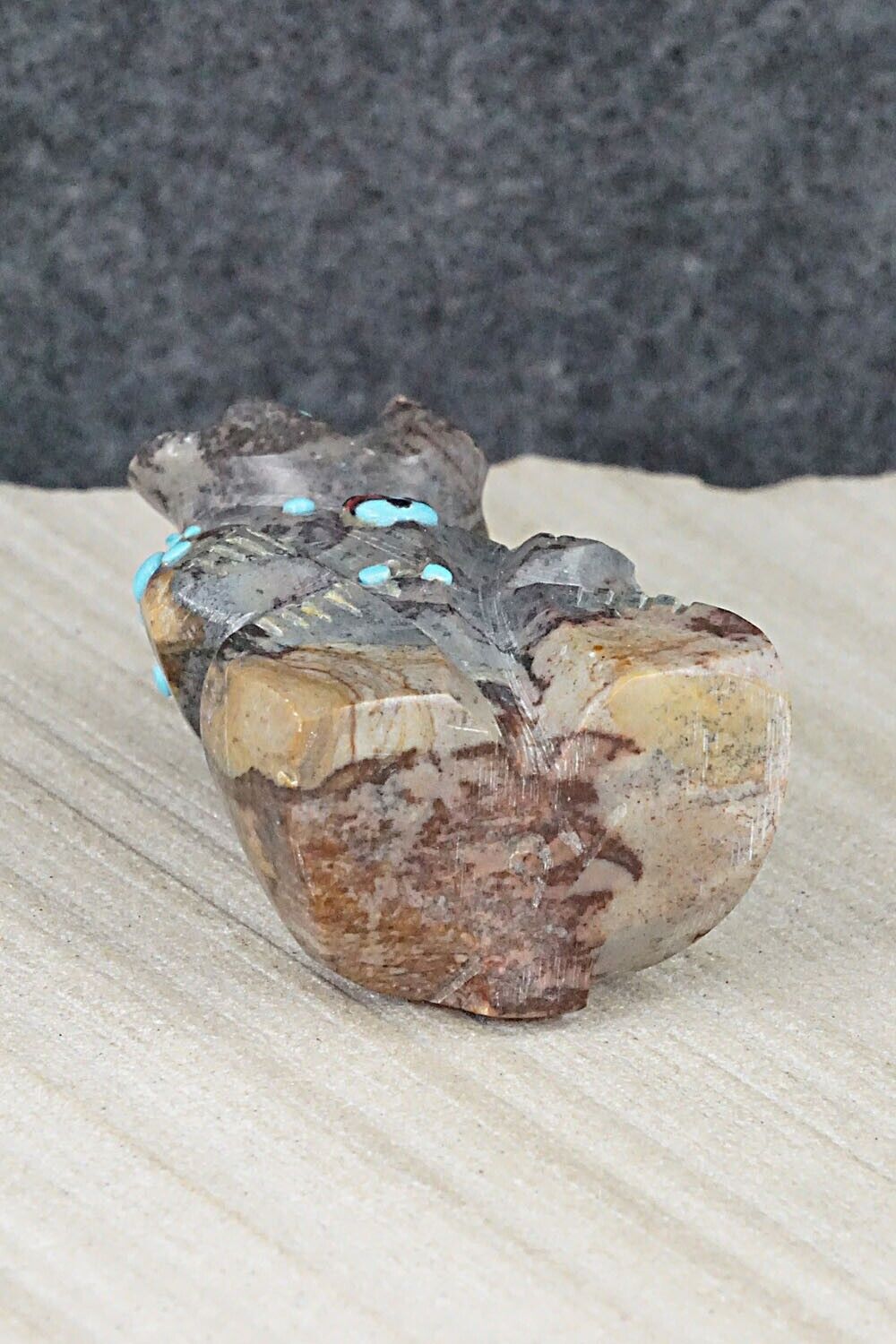 Bear Zuni Fetish Carving - Danette Laate