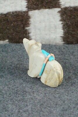 Bear Zuni Fetish Carving - Luey Cooeyate