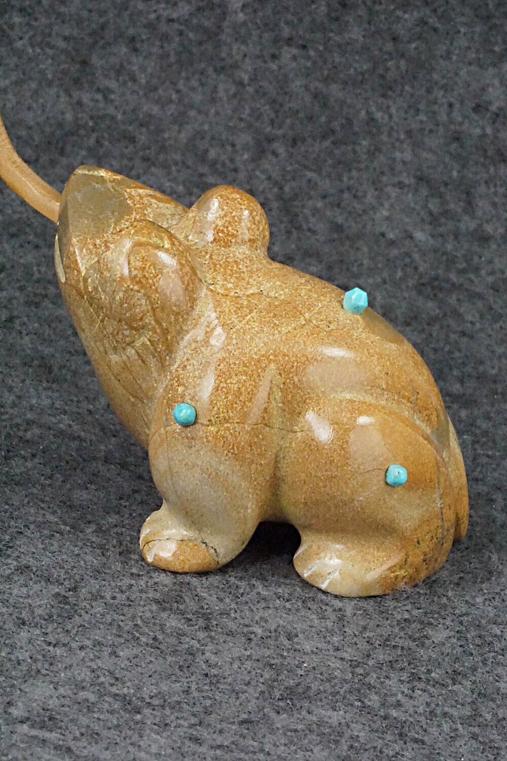 Frog Zuni Fetish Carving - Enrike Leekya