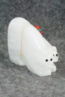 Bear Zuni Fetish Carving - Cheryl Beyuka