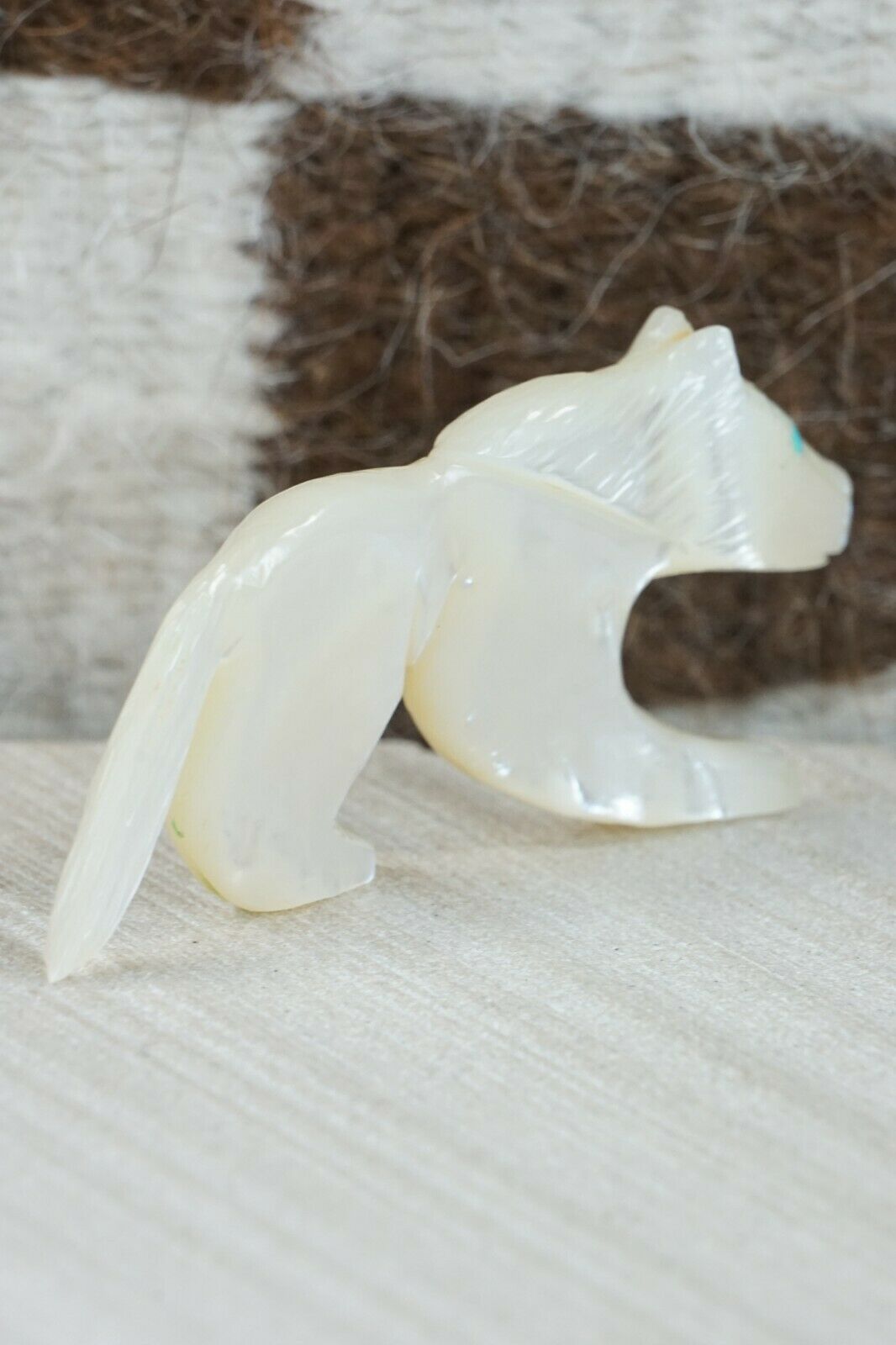 Wolf Zuni Fetish Carving - Jonas Hastito