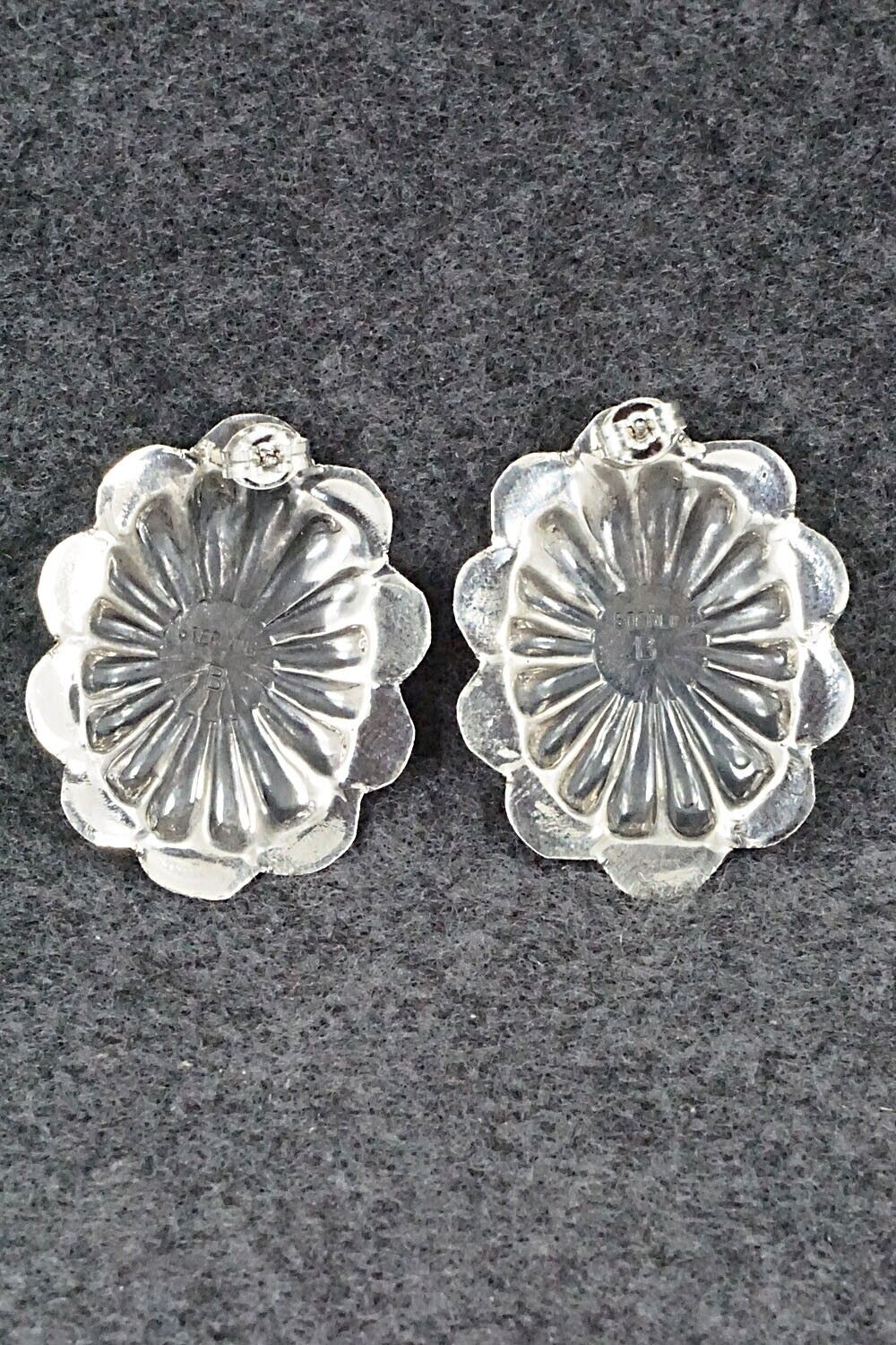 Spiny Oyster & Sterling Silver Earrings - Joan Begay