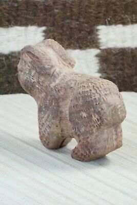 Rabbit Zuni Fetish Carving - Jon Quam