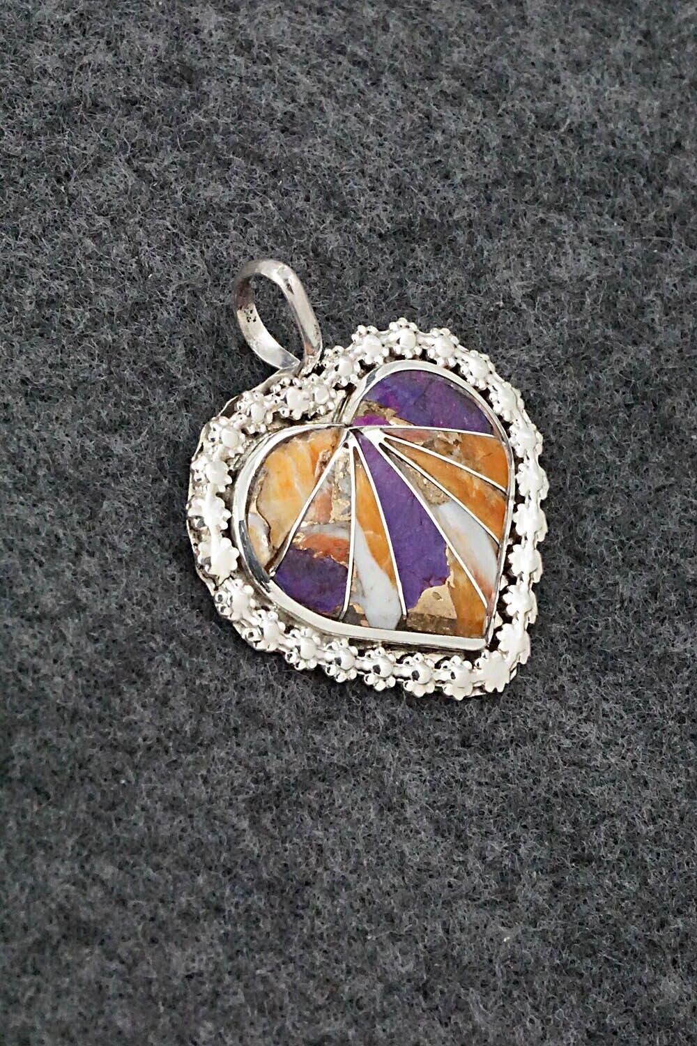 Spiny Oyster, Turquoise and Sterling Silver Pendant - Evelyn Mahkee