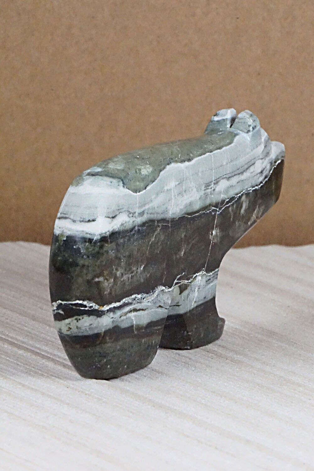Bear Zuni Fetish Carving - Bernard Laiwakete