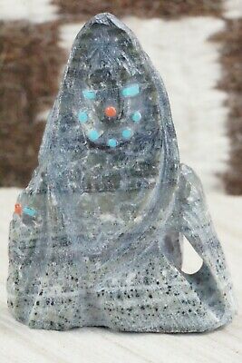 Corn Maiden Zuni Fetish Carving - Derrick Kaamasee