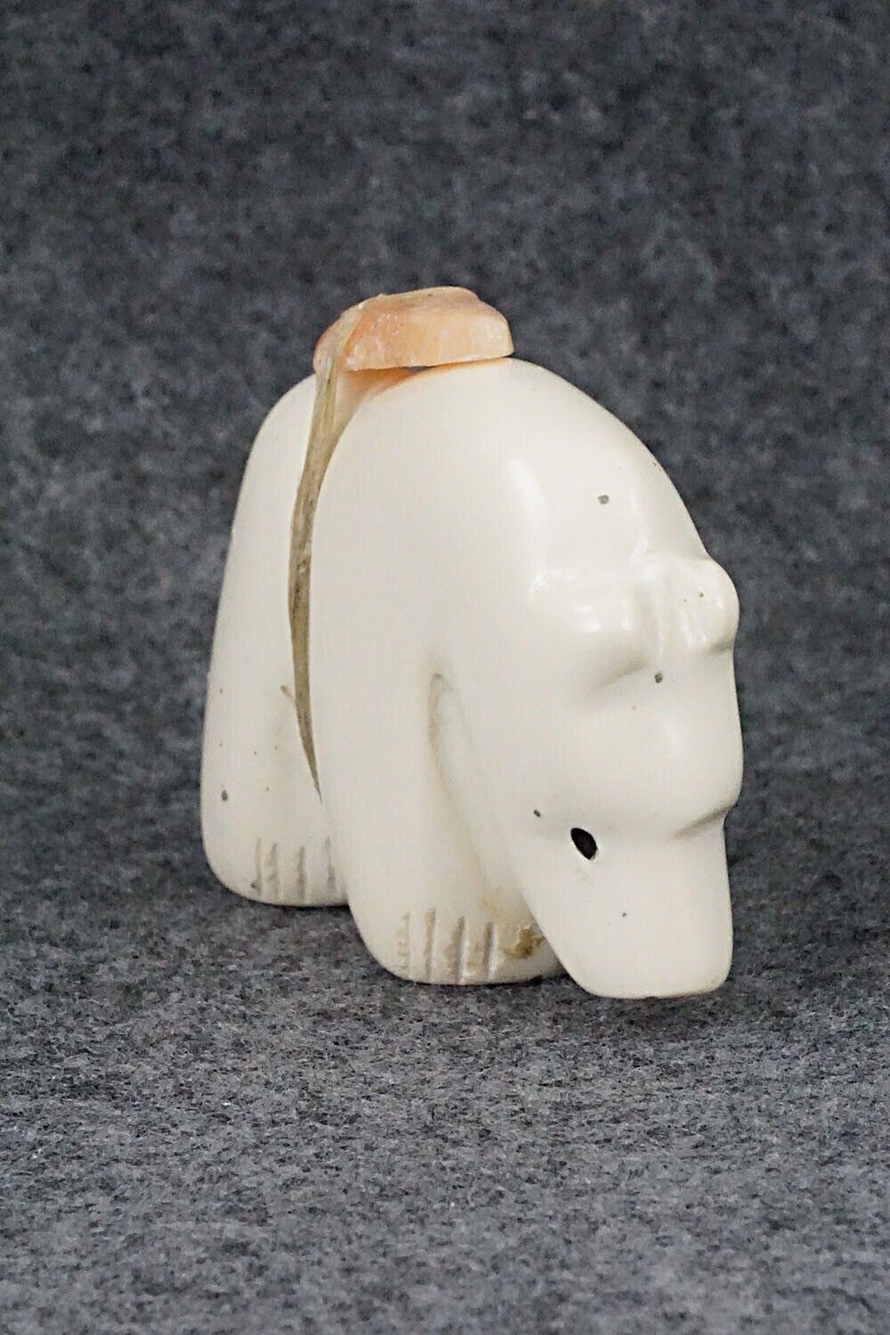 Bear Zuni Fetish Carving - Justin Red Elk