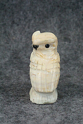 Owl Zuni Fetish Carving - Edison Bobelu