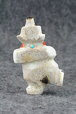 Bear Zuni Fetish Carving - Claudia Peina