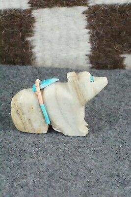 Bear Zuni Fetish Carving - Luey Cooeyate