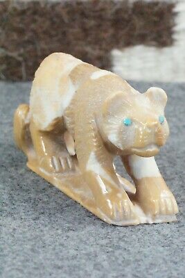 Mountain Lion Zuni Fetish Carving - Derrick Kaamasee