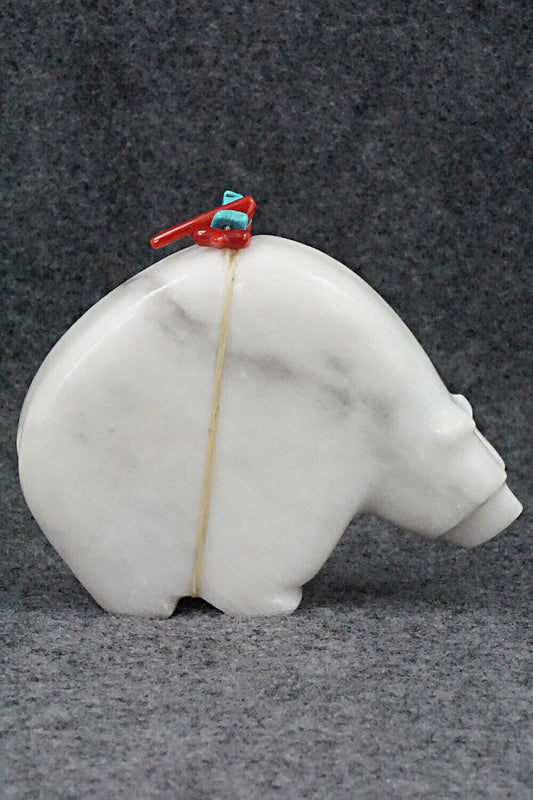 Bear Zuni Fetish Carving - Paulette Quam