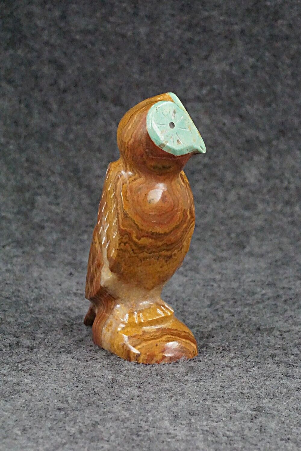 Owl Zuni Fetish Carving - Enrike Leekya