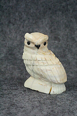 Owl Zuni Fetish Carving - Edison Bobelu