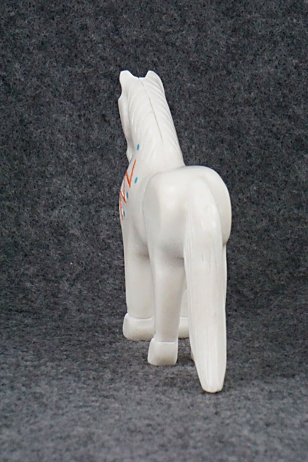 Horse Zuni Fetish Carving - Andres Lementino