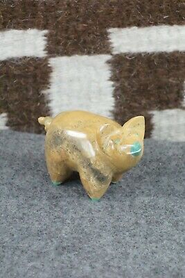 Pig Zuni Fetish Carving - Enrike Leekya