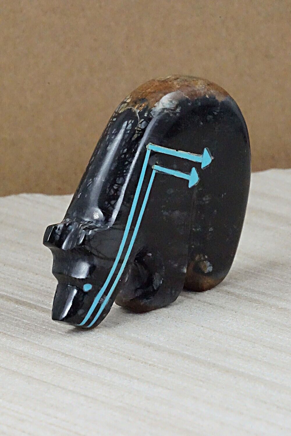 Bear Zuni Fetish Carving - Rodney Laiwakete