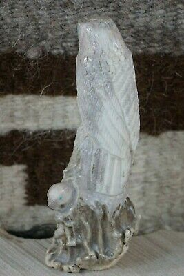 Eagle Zuni Fetish Carving - Derrick Kaamasee - High Lonesome Trading
