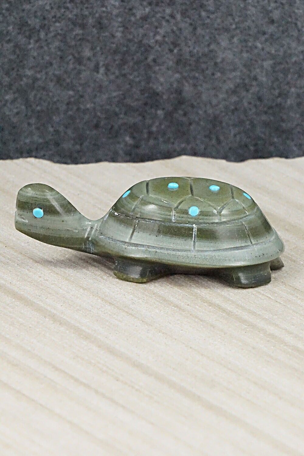 Turtle Zuni Fetish Carving - Ronnie Lunasee