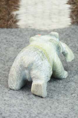 Bear Zuni Fetish Carving - Derrick Kaamasee