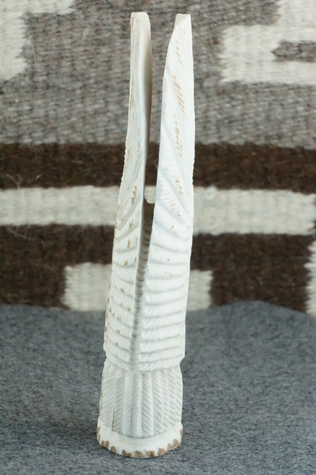 Eagle Zuni Fetish Carving - Garrick Weeka - High Lonesome Trading