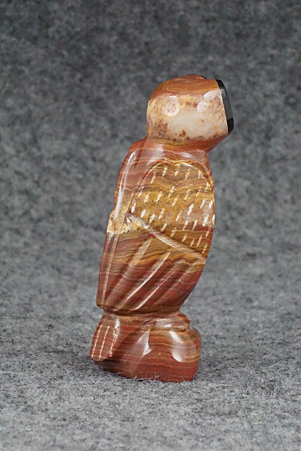 Owl Zuni Fetish Carving - Enrike Leekya