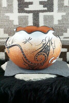Zuni Pottery - Deldrick Cellicion