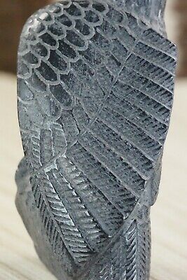 Crow Zuni Fetish Carving - Derrick Kaamasee