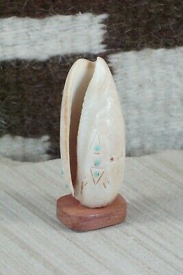Corn Maiden Zuni Fetish Carving - Brandon Phillips