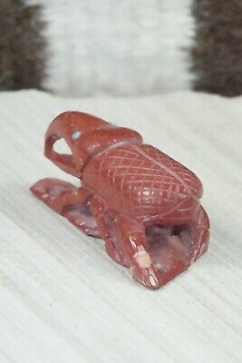 Beetle Zuni Fetish Carving - Derrick Kaamasee