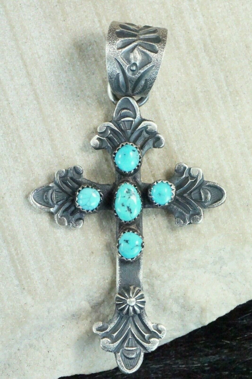 Turquoise and Sterling Silver Pendant - Eva & Linberg Billah