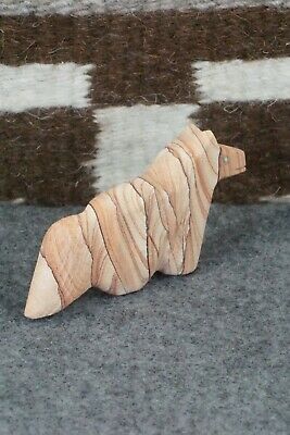 Horse Zuni Fetish Carving - Daphne Quam