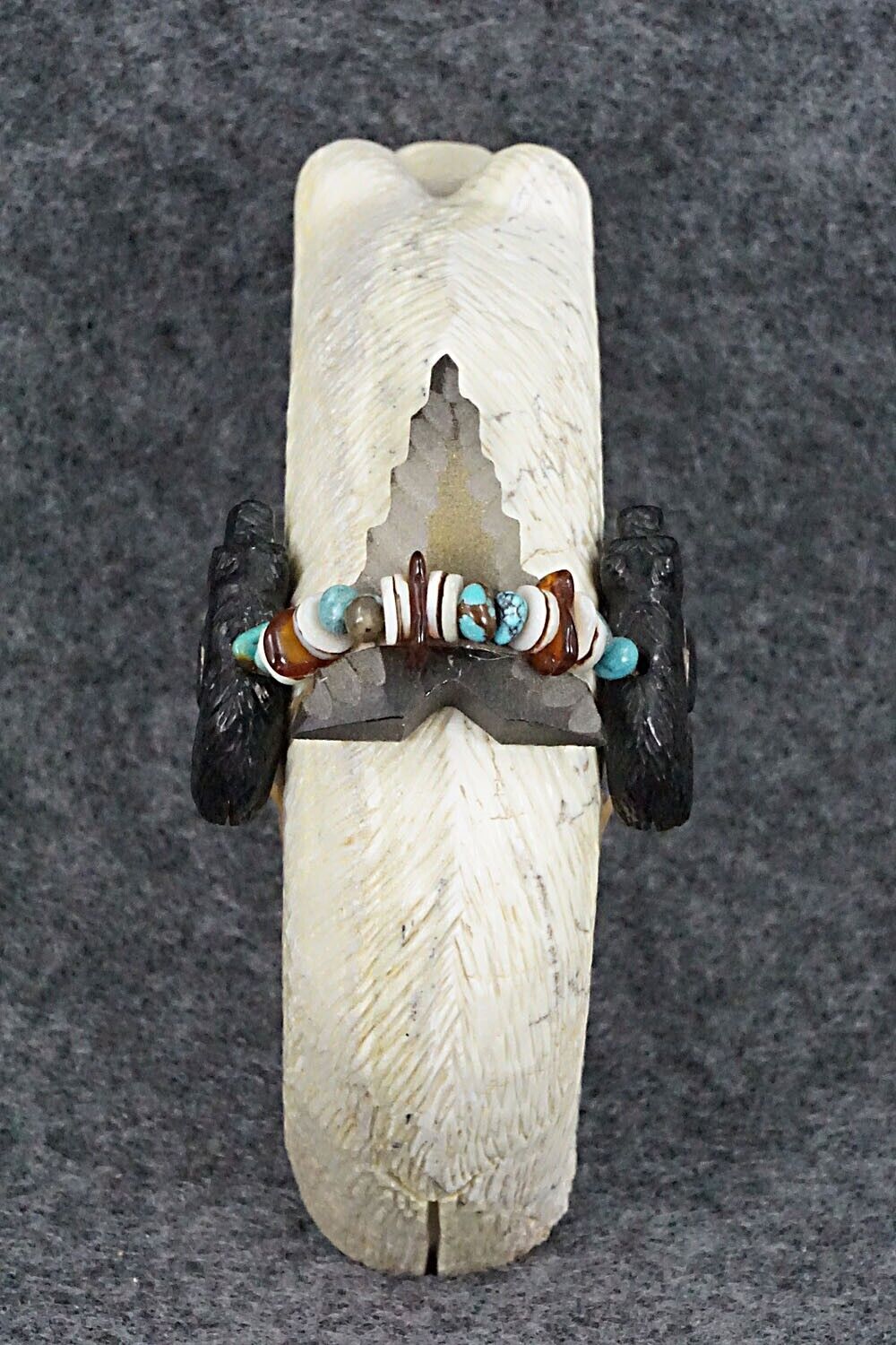 Bear Zuni Fetish Carving - Douglas Martza