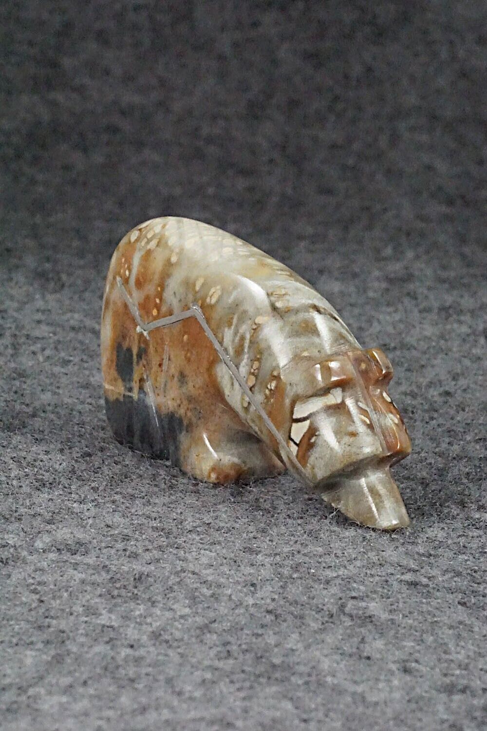 Bear Zuni Fetish Carving - Kenny Chavez
