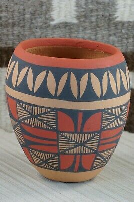 Jemez Pottery - Ortiz
