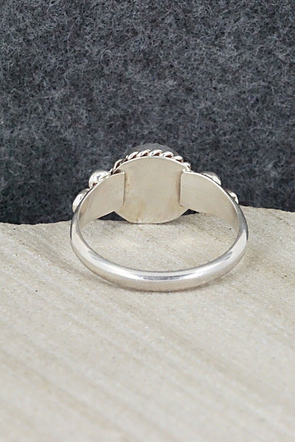 Spiny Oyster & Sterling Silver Ring - Freda Martinez - Size 9.75