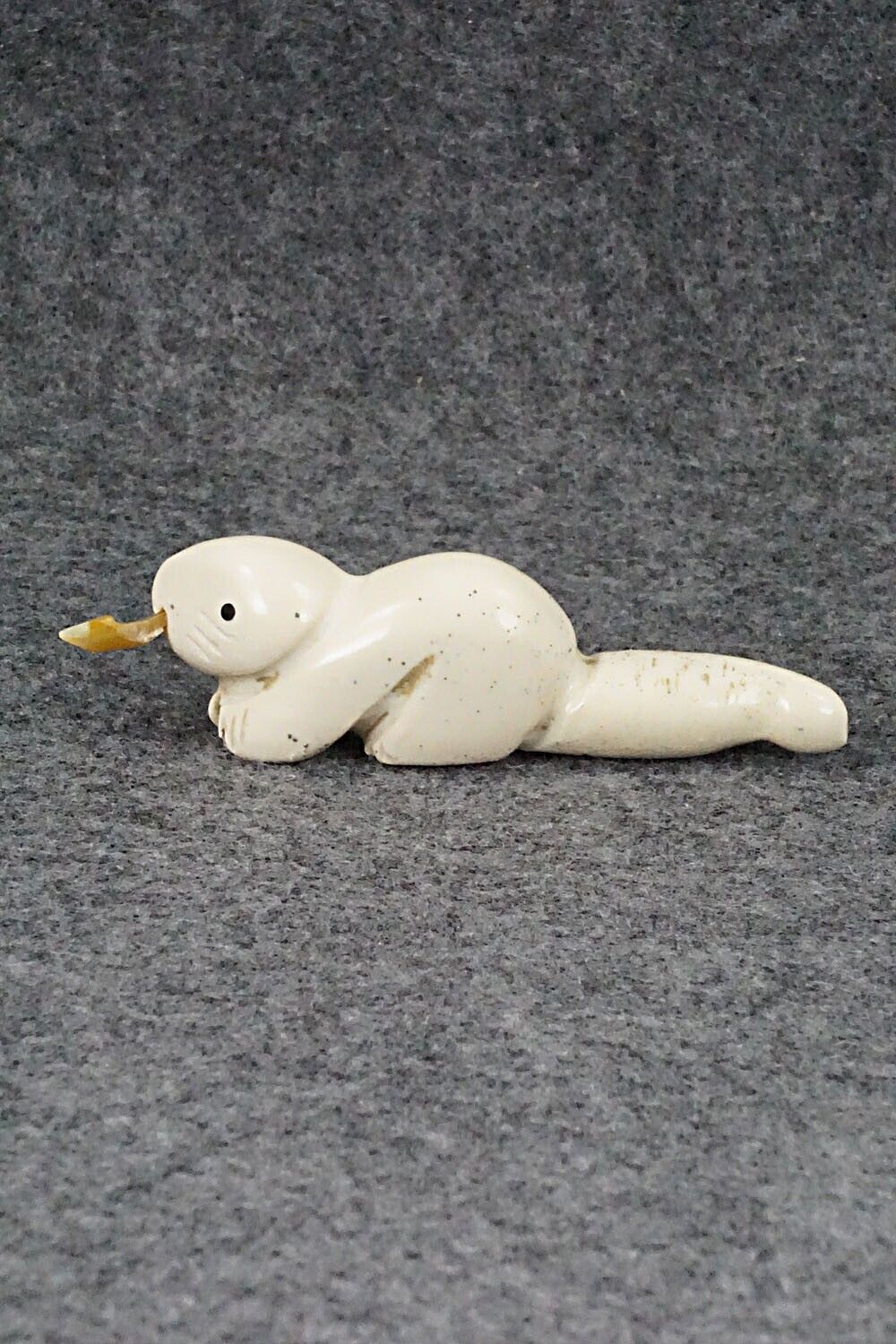 Otter Zuni Fetish Carving - Justin Red Elk