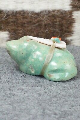 Frog Zuni Fetish Carving - Daphne Quam