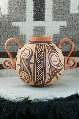 Zuni Pottery - Tonia Fontenelle