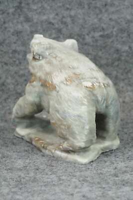 Bear Zuni Fetish Carving - Derrick Kaamasee
