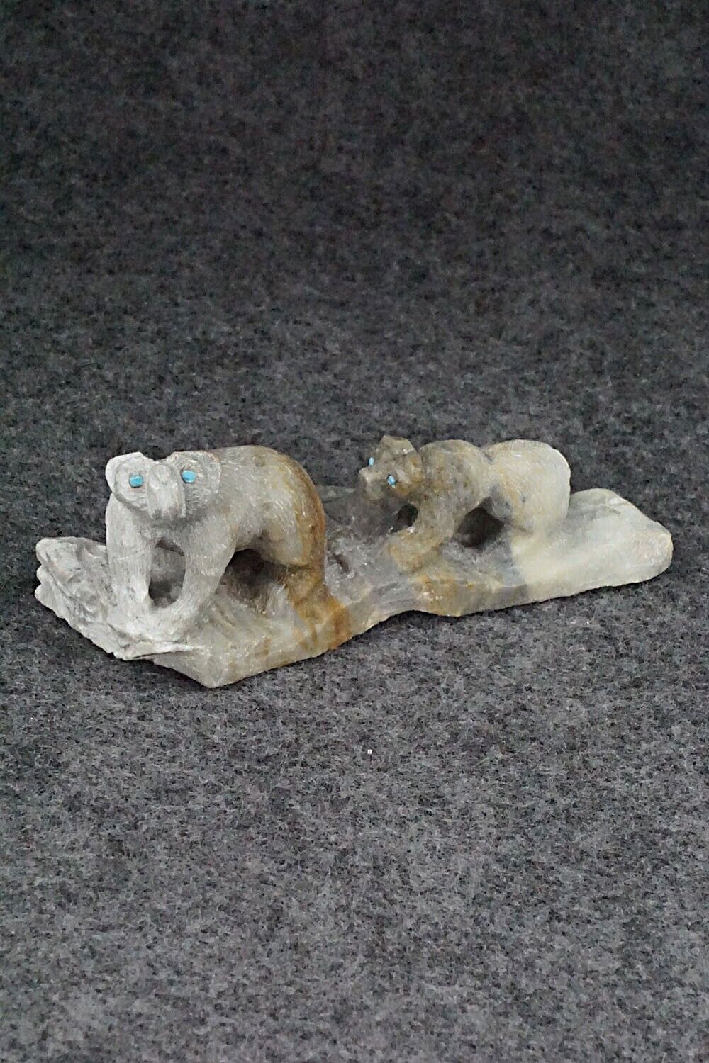 Bear and Cub Zuni Fetish Carving - Adrian Cachini