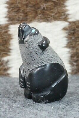 Bear Zuni Fetish Carving - Reynold Lunasee
