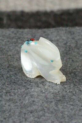 Rabbit Zuni Fetish Carving - Danette Laate