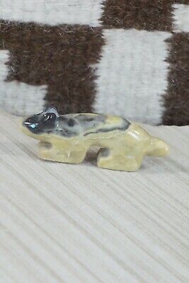 Mountain Lion Zuni Fetish Carving - Cameron Nastacio