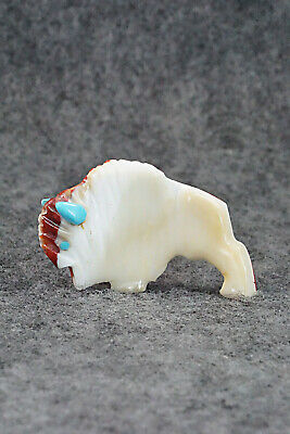 Buffalo Zuni Fetish Carving - Kevin Quam