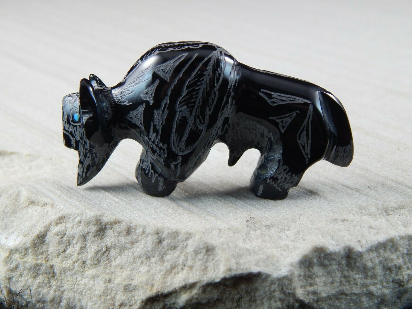 Buffalo Zuni Fetish Carving - Russell Shack - High Lonesome Trading