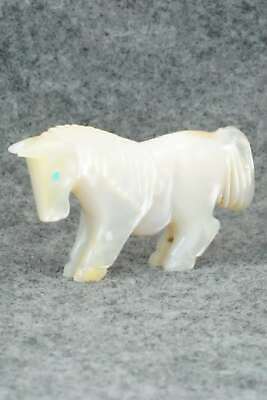 Horse Zuni Fetish Carving - Andres Quandelacy