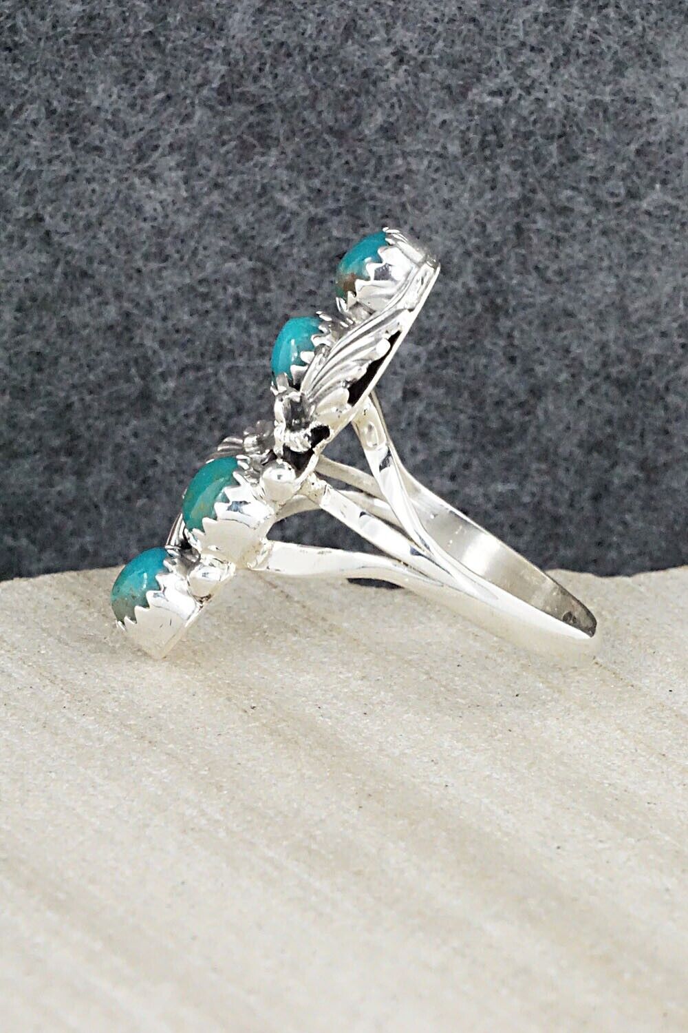 Turquoise & Sterling Silver Ring - Harris Largo - 9
