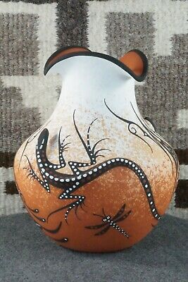 Zuni Pottery - Deldrick Cellicion
