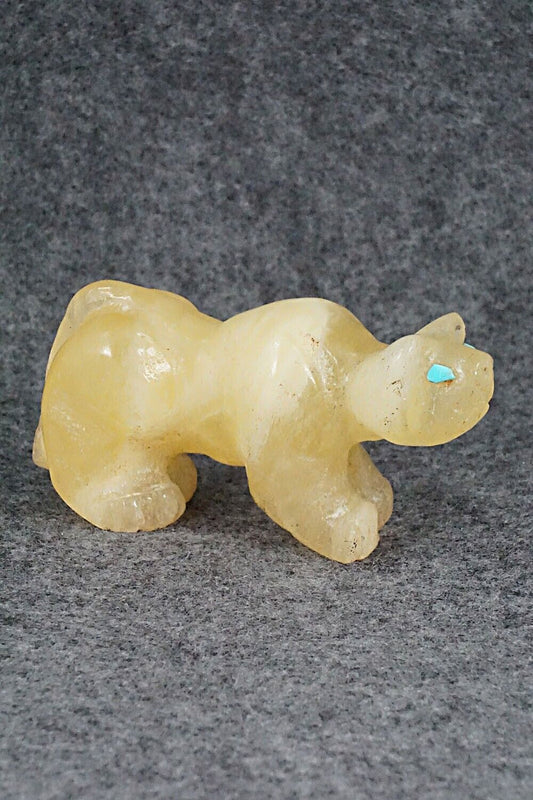 Mountain Lion Zuni Fetish Carving - Jon Quam